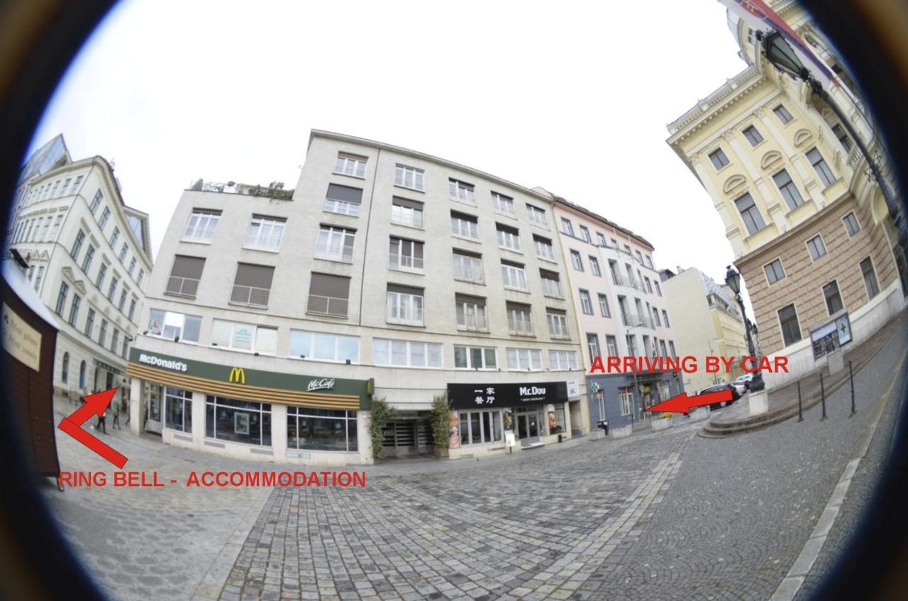 Apartmán Old centre - Rybárska brána Bratislava Exterior foto